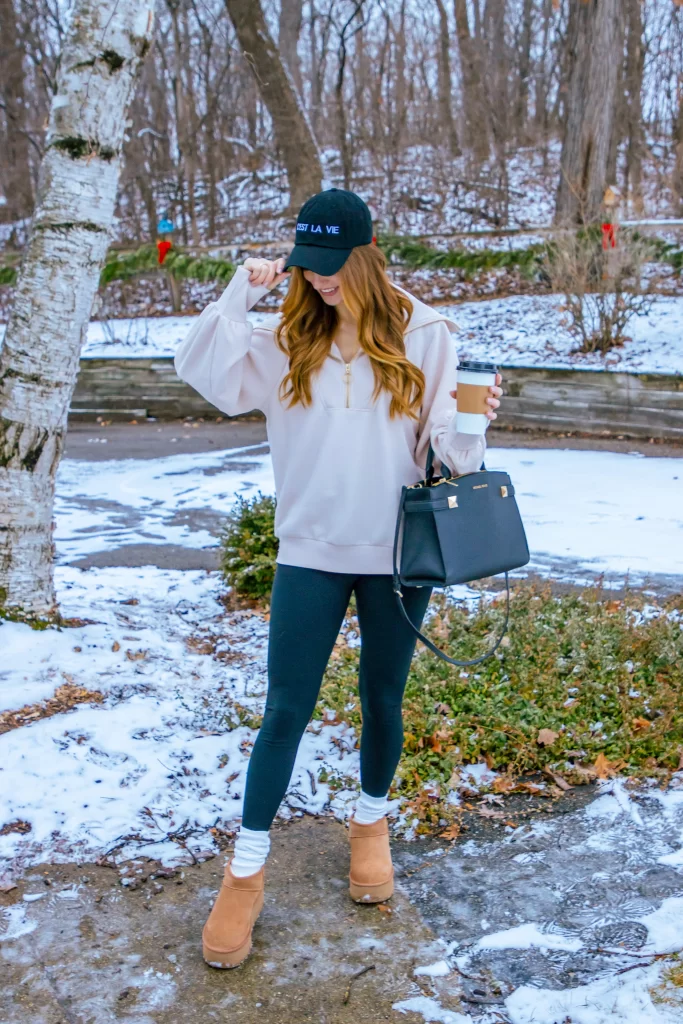 Outfit with UGG Boots and Leggings